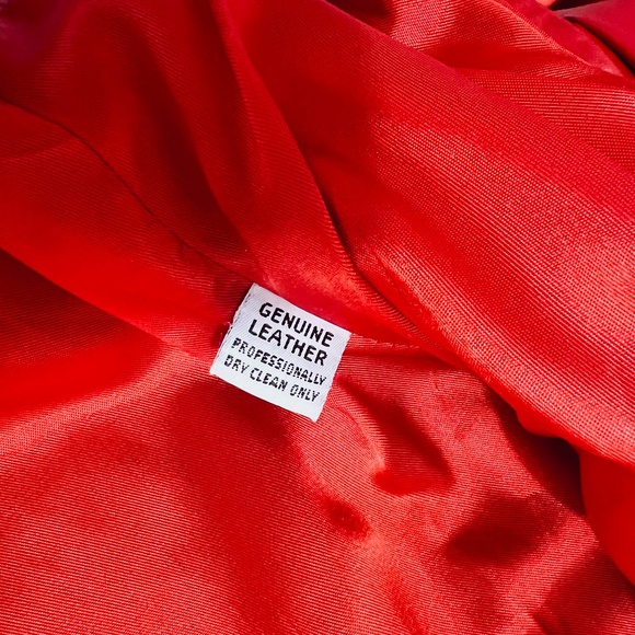 Vintage Red Leather Bomber Jacket - Picture 4 of 5
